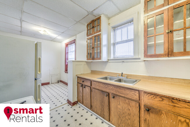Photo - 4205 Ellenwood Ave Rental