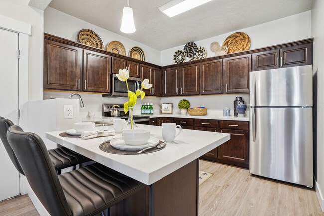 2 bedroom 2 bath kitchen