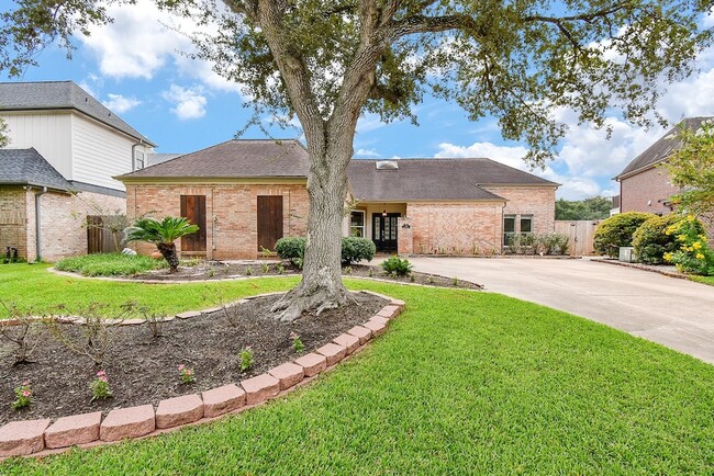 Photo - 1231 Creekford Cir