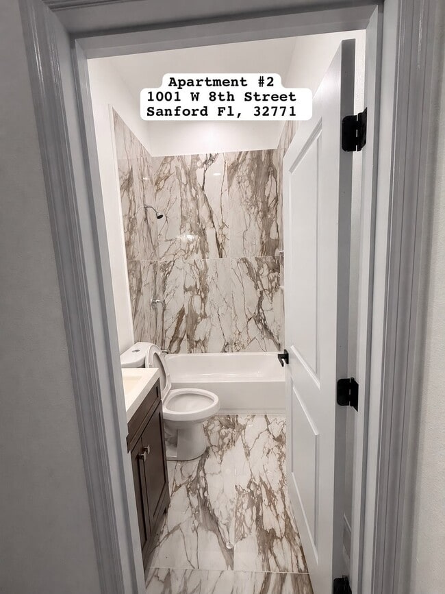 Photo - 1001 W 8th St Unit Room A