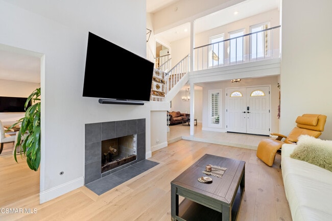 Photo - 885 Rim Crest Dr