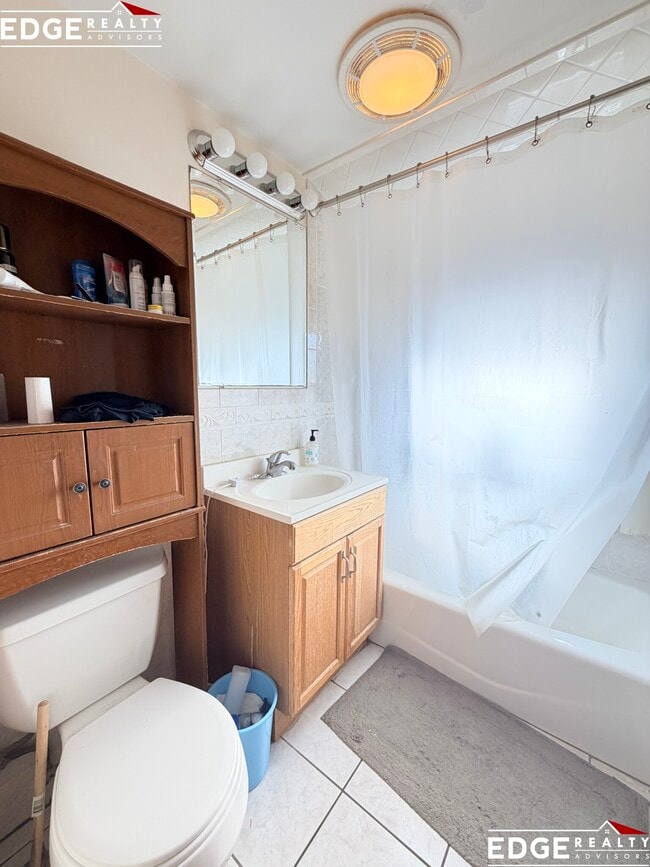 Photo - 94 Nottinghill Rd Unit 1