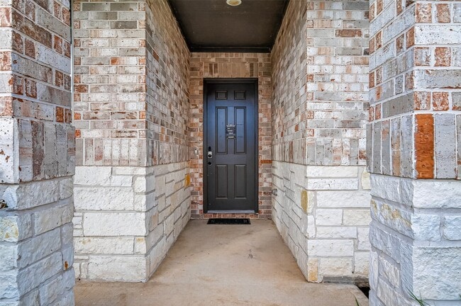 Photo - 6506 Tiburon Lakes Dr