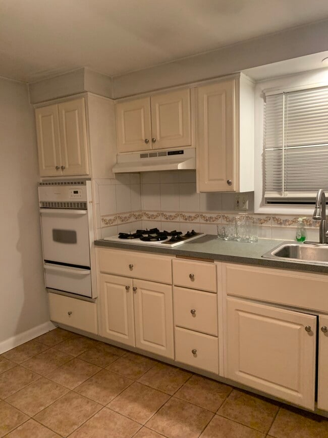 Photo - 126 Riverside Ave Unit Riverside1.2