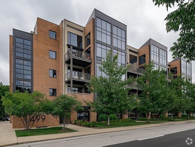 Building Photo - 499 E High St Unit 202 Rental