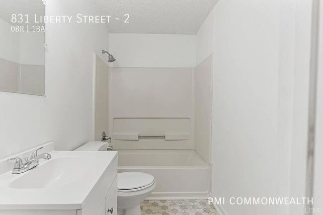 Photo - 831 Liberty St Unit 2