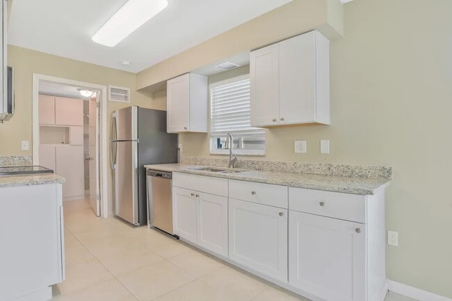 Photo - 6721 Precourt Dr