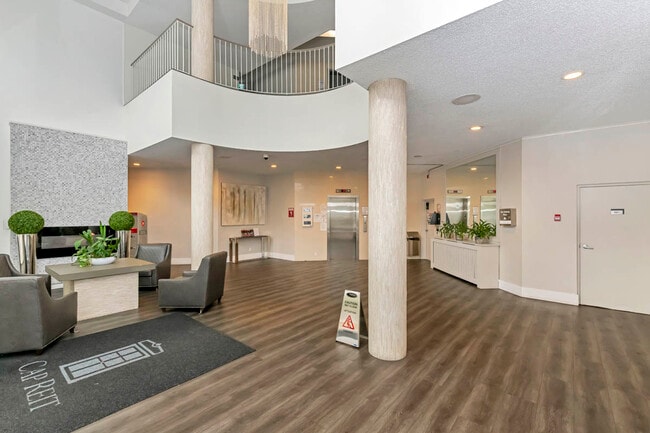 Photo - James Bay Square