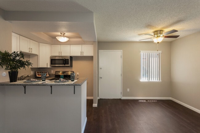 Photo - VIVA Apartment Homes