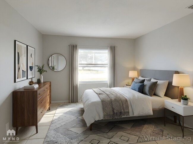 Photo - 628 Royal Palm Dr