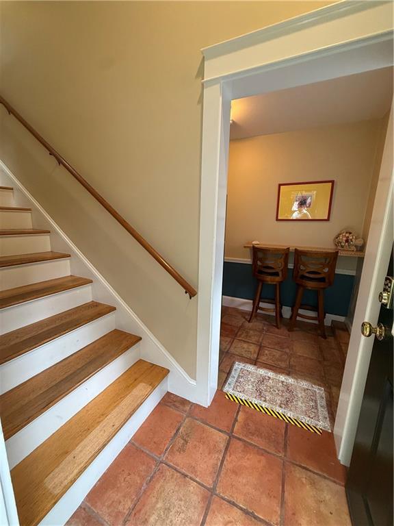 141 Coggeshall Ave