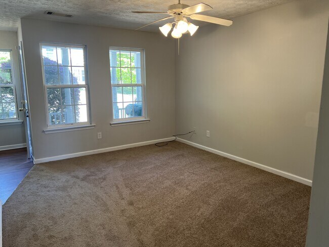 Photo - 6317 Wellington Walk Way