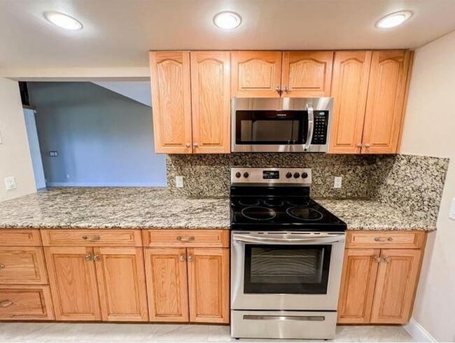 Photo - 10740 S Golfview Dr