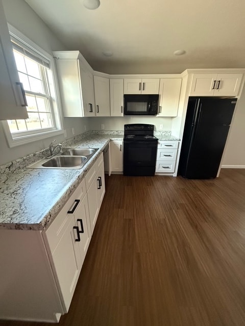 Photo - 148 School Side Dr