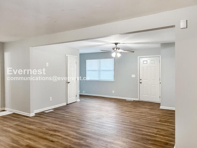 Photo - 2086 Fairburn Rd SW