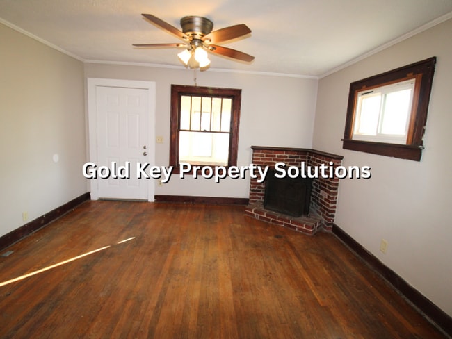 Photo - Open Floor Plan 2 BR 1 BA House with Sun P...