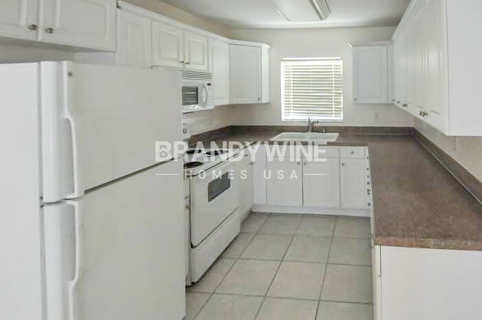 Photo - 3709 E Grove St