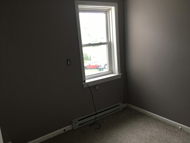 Photo - 805 E Washington Ave Unit Apt B