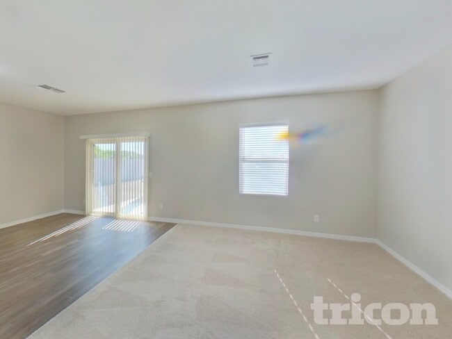 Photo - 37123 W Capri Ave