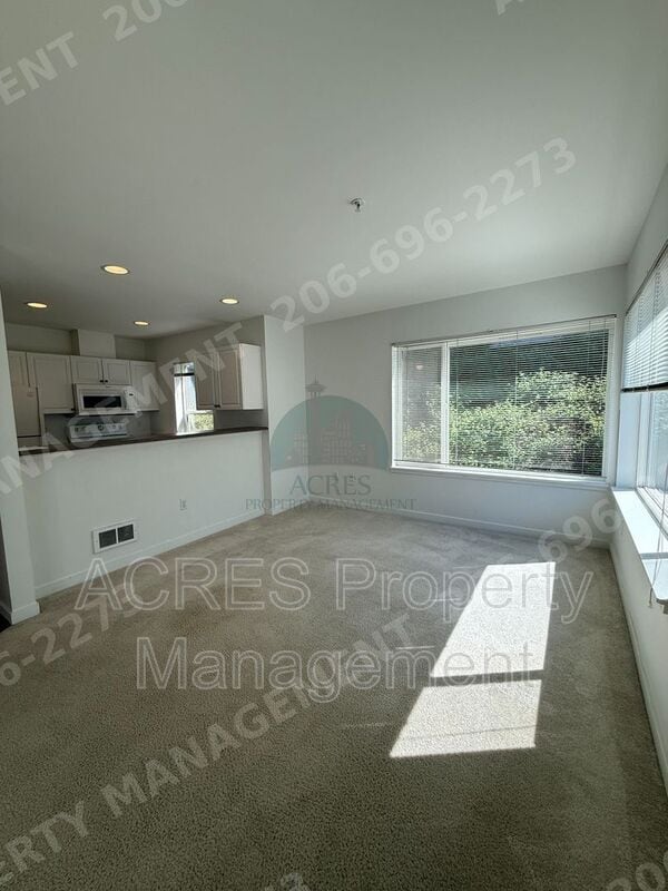 Photo - 524 6th Ave W Unit Apt 309