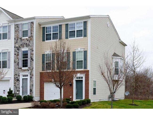 Building Photo - 256 Hudson Dr Rental