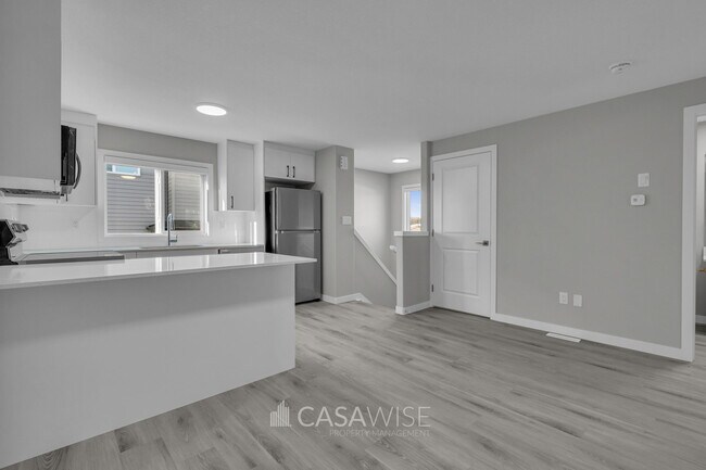 Photo - 13541-13570 70 St NW Unit GS