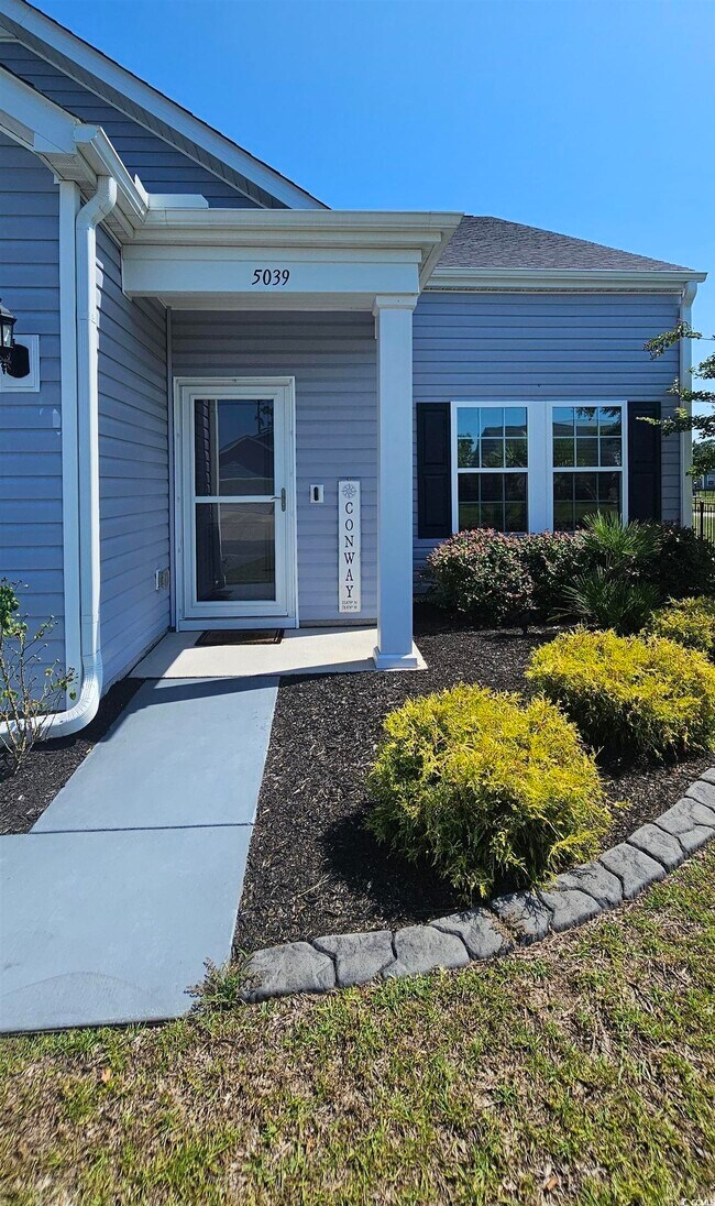 Photo - 5039 Gladstone Dr