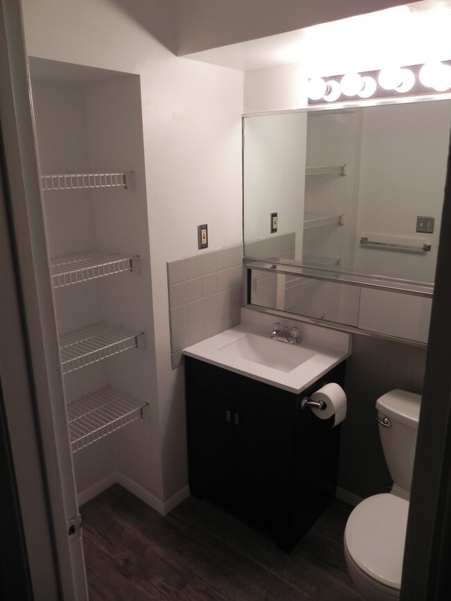Photo - 125 Twin Oaks Dr Unit 102