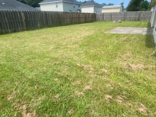 Photo - 26 Kinlock Ct