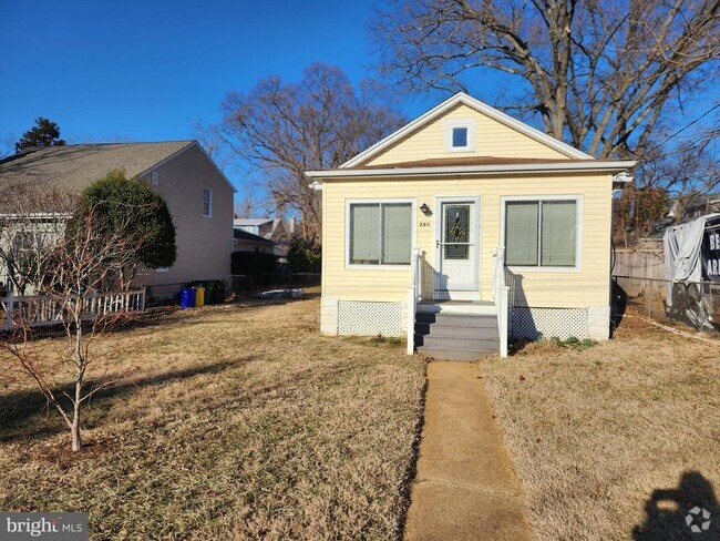 Building Photo - 202 Shiley St Rental