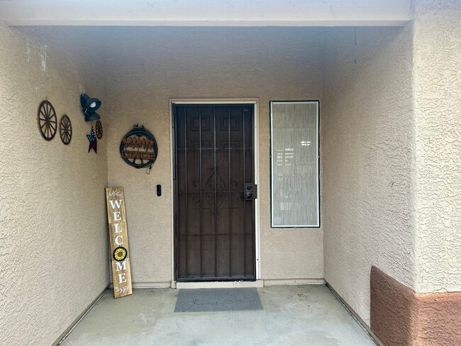 Photo - 8527 N Spring Creek Dr