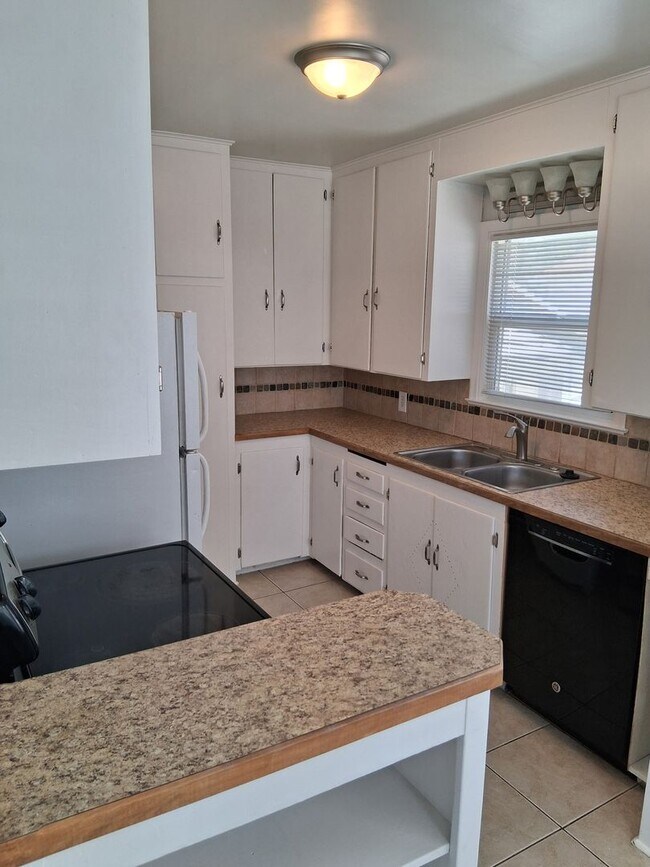 Photo - Charming University Area 3 Bedroom Home