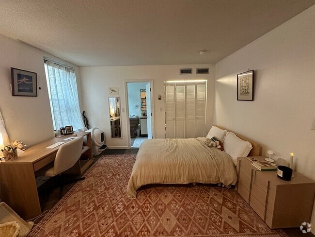 Building Photo - 84 Gordon St Unit 302 Rental