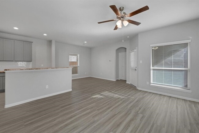 Photo - 333 Emerald Thicket Ln