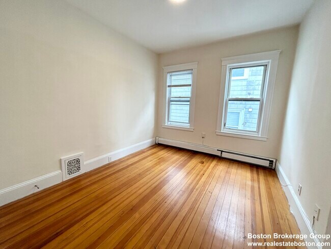 7 Hesston Terrace Unit 2