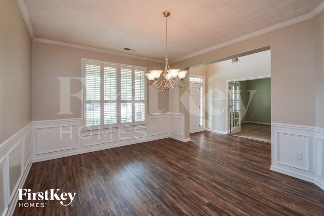 Photo - 1425 Hollow Springs Ct