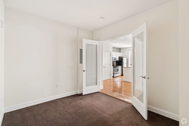 1BR, 1BA - 625SF - Bedroom
