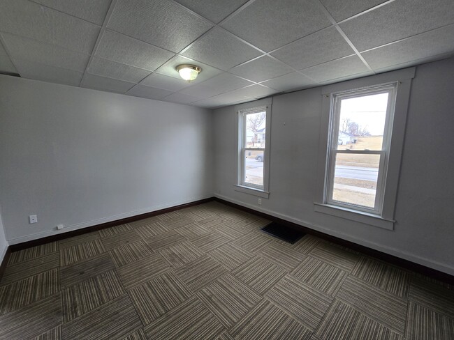 Photo - 1017 19th St SE