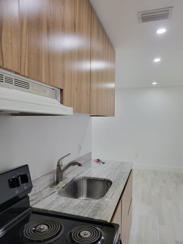Photo - 2174 NE 170th St