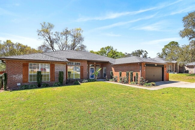 Photo - 1249 Northview Dr