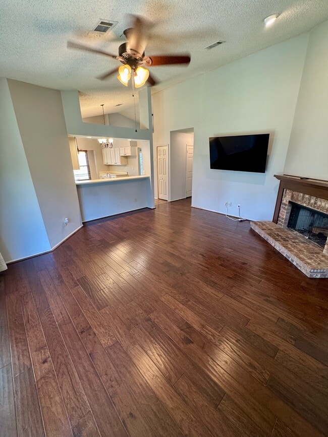 4415 Seville Ln