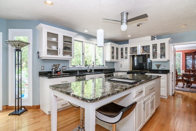 Photo - 40 Grand Hill Dr