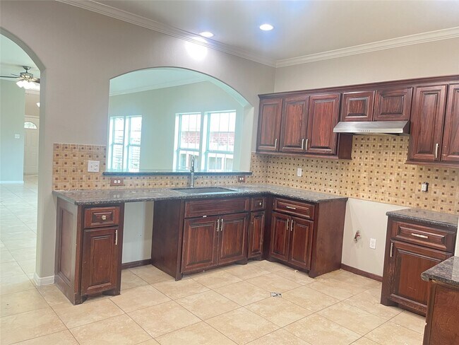 Photo - 6430 Skyview Dr