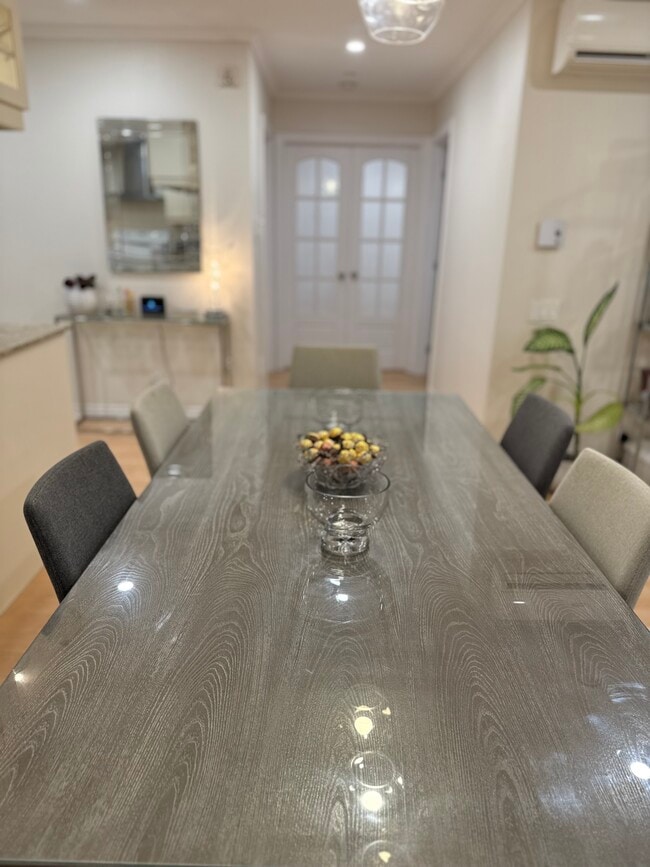 Photo - 5282 Rue Du Sureau Unit 405