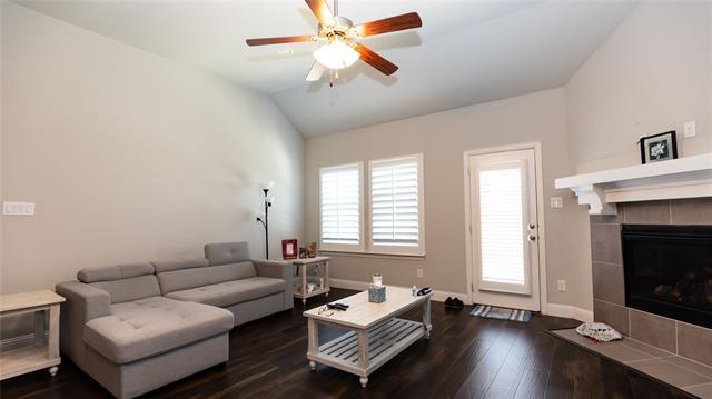 Photo - 761 Gray Wolf Dr
