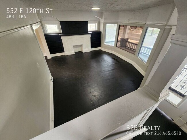 Photo - 552 E 120th St
