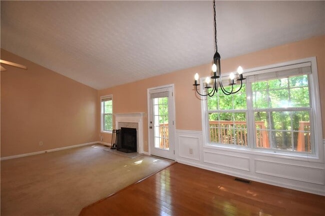 Photo - 1240 Brisbane Dr
