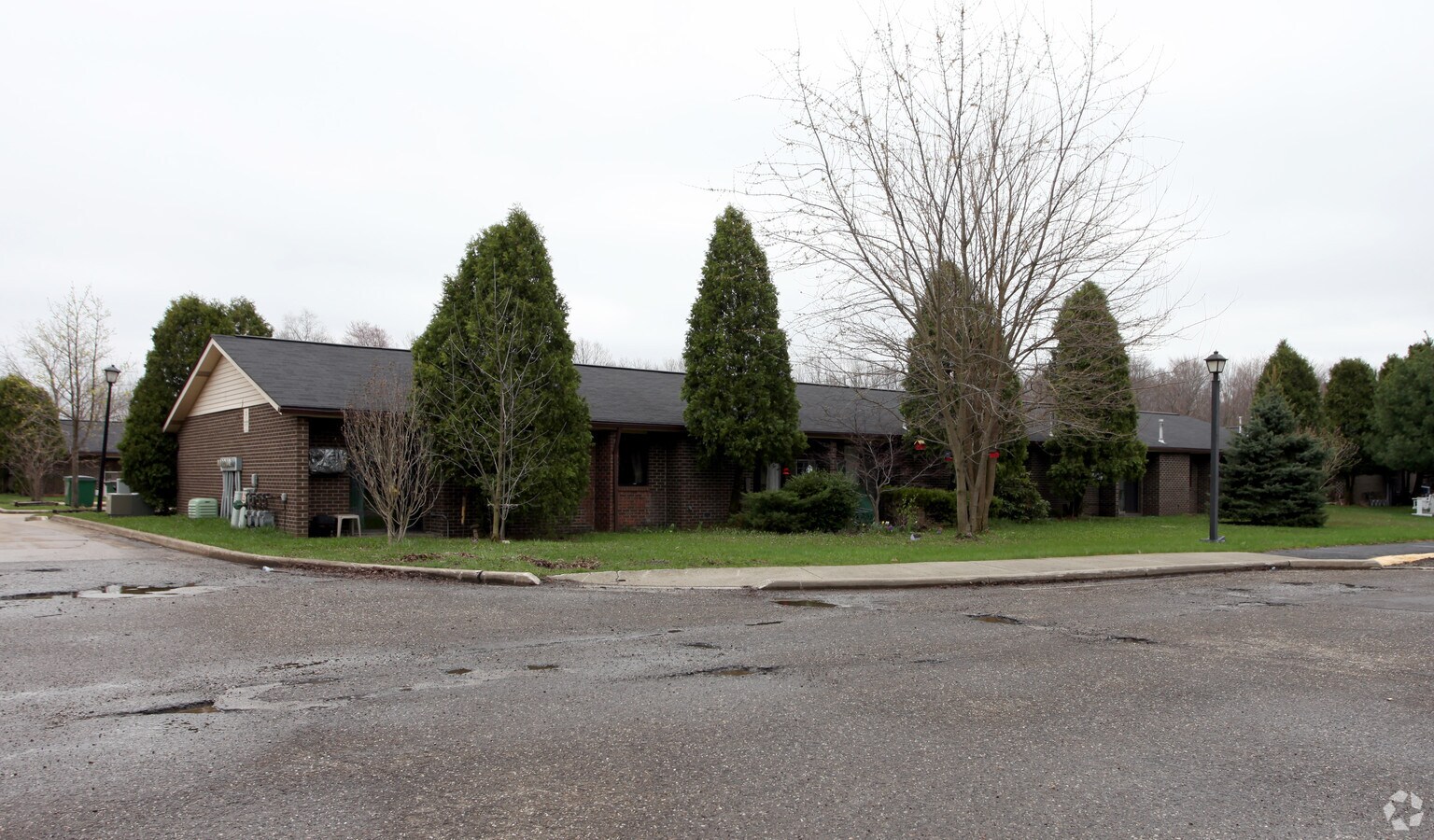 Photo - Summit Gardens