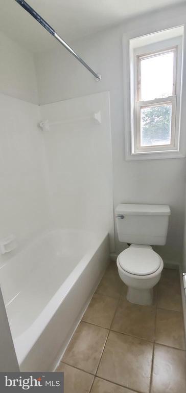 Photo - 114 Danbury St SW Unit 4