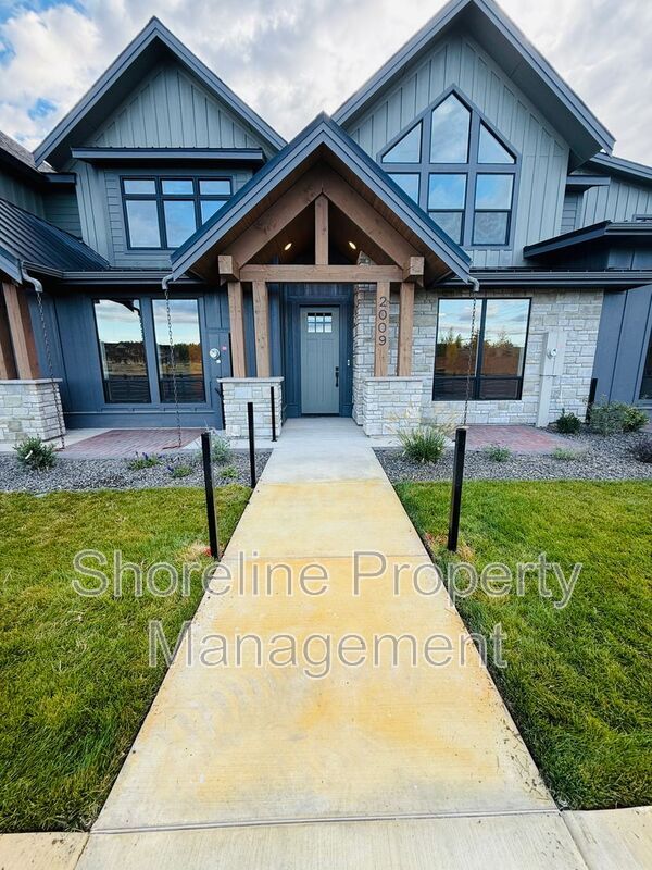 Building Photo - 2009 Freya Ct